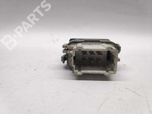 Høyre bak elrute bryter RENAULT MEGANE II (BM0/1_, CM0/1_) 1.5 dCi (BM0F, BM0T, BM2B, CM0F, CM0T) | BP8152588I28 