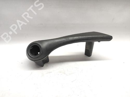 Venstre fortil invendig håndtag RENAULT MEGANE II (BM0/1_, CM0/1_) 1.5 dCi (BM0F, BM0T, BM2B, CM0F, CM0T) | BP21381736I13 