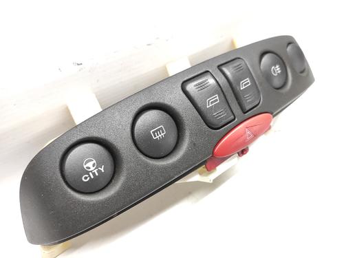 Left front window switch FIAT PUNTO Hatchback Van (188_) 1.3 JTD | BP26733196I27 