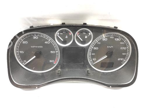 Used Instrument cluster PEUGEOT 307 Break (3E) 1.4 HDi (68 hp) 28004189
