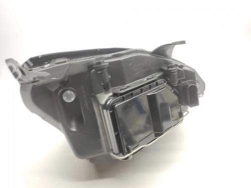 Left headlight FORD FOCUS I (DAW, DBW)  | BP16647390C28 