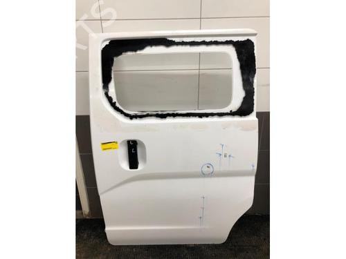 Used Left slide door NISSAN NV200 Van 1.5 dCi 90 (M20, M20N, M20M) (90 hp) 30126471
