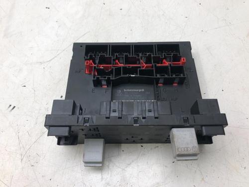 Used Fuse box VW TIGUAN (5N_) 1.4 TSI 4motion (150 hp) 11821461