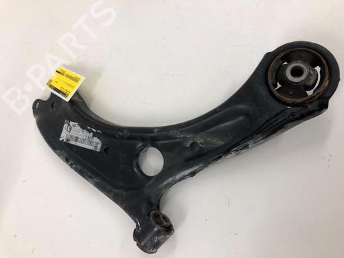 Used Right front suspension arm KIA SPORTAGE IV (QL, QLE) 1.6 GDI (132 hp) 29848692