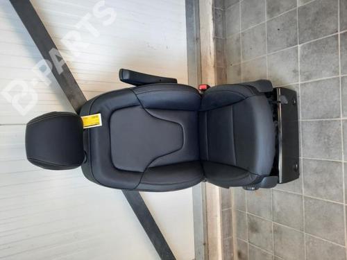 Used Right front seat Right front seat MERCEDES-BENZ EQV (W447) EQV 300 (447813, 447815) (204 hp) 11137517 11137517