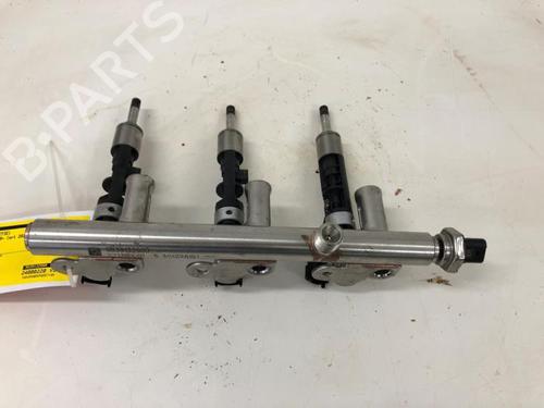 Used Injection rail OPEL CORSA F (P2JO) 1.2 (68) (101 hp) 29272422