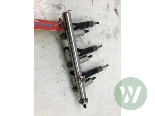 Injection rail OPEL CORSA F (P2JO) 1.2 (68) | BP36362504M98 - Image 2