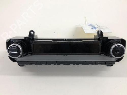 Used Climate control Climate control TOYOTA YARIS CROSS (MXP_) 1.5 Hybrid (MXPJ10) (116 hp) 39913774 39913774