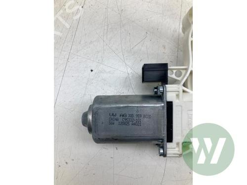Electronic module AUDI A5 Avant (FU5) 2.0 TDI | BP40210952M83 - Image 3