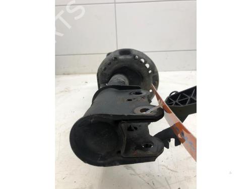 Used Right front shock absorber MERCEDES-BENZ CLA Shooting Brake (X117) CLA 200 CDI / d (117.908) (136 hp) 20075709