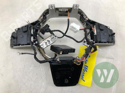 Kombi Kontakt / Stilkkontakt Kombi Kontakt / Stilkkontakt RENAULT MEGANE E-TECH SUV EV60 (BNJ1) (218 hp) 39914354 39914354