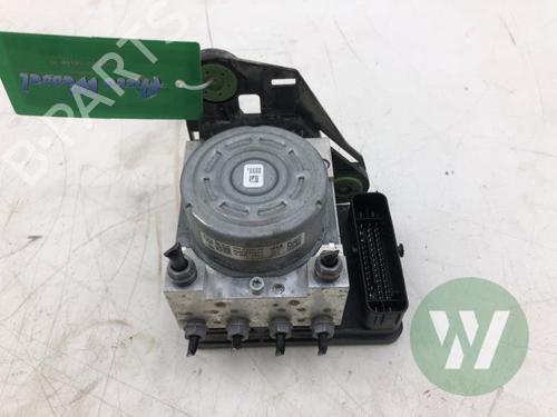 Used ABS pump ABS pump SKODA OCTAVIA IV (NX3, NN3, PV3) 1.5 TSI e-TEC (150 hp) 39915683 39915683
