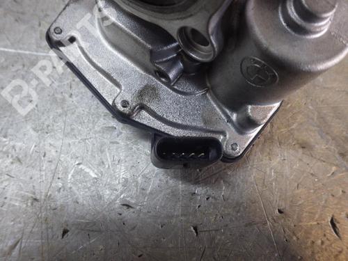 Used Throttle body BMW 1 (F20) 116 d (116 hp) 4712056