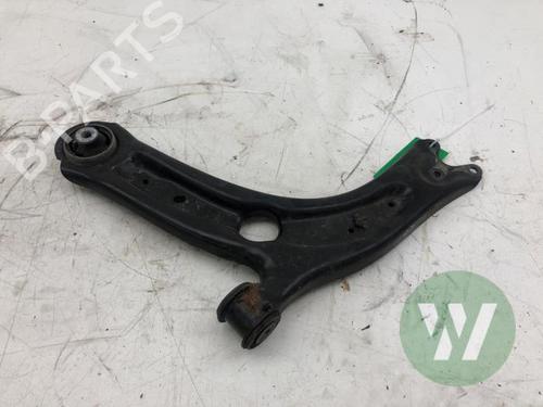 support-vw-passat-b8-3g2-cb2-2014-35798170 main image