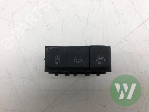 Used Switch Switch OPEL MOKKA 1.2 (76) (131 hp) 33413150 33413150