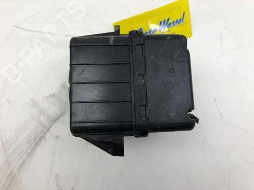 Used Speaker RENAULT ZOE Hatchback Van (BFM_) Electric (BFMC, BFMD) (136 hp) 30333840