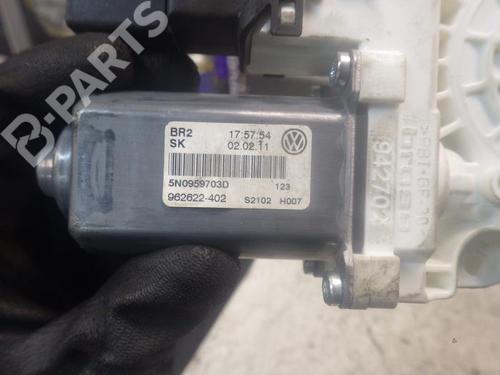 Used Electronic module VW TIGUAN (5N_) 2.0 TDI (110 hp) 12098381