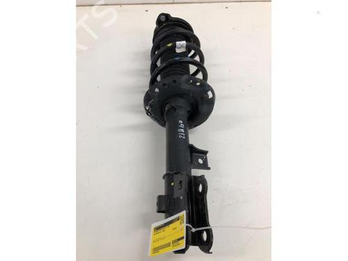 Used Right front shock absorber KIA SPORTAGE IV (QL, QLE) 1.6 GDI (132 hp) 30052535