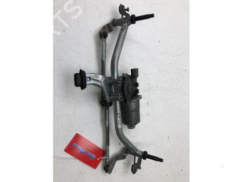Used Front wiper motor OPEL CROSSLAND X / CROSSLAND (P17, P2QO) 1.2 (75) (131 hp) 14577049