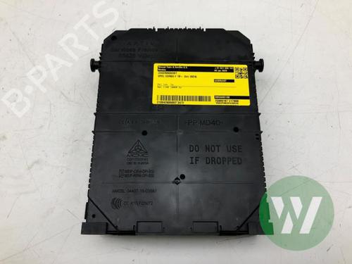 Fuse box OPEL CORSA F (P2JO) 1.2 (68) | BP31370866E1