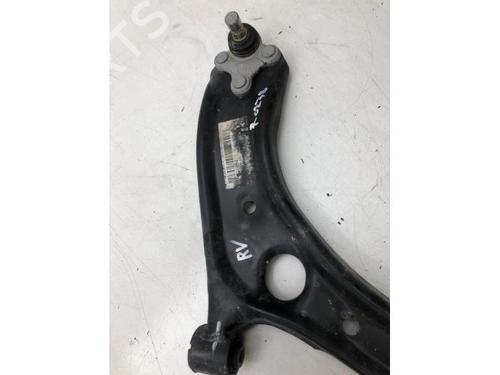 Used Right front suspension arm KIA SPORTAGE IV (QL, QLE) 1.6 GDI (132 hp) 17210254
