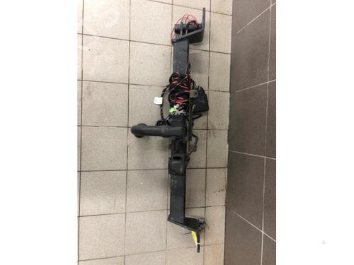 Used Tow ball/Mechanism BMW 2 Active Tourer (F45) 218 i (136 hp) 22419990