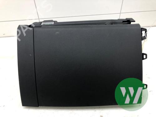 Used Glove box Glove box SKODA OCTAVIA III Combi (5E5, 5E6) 2.0 TDI (150 hp) 33809120 33809120