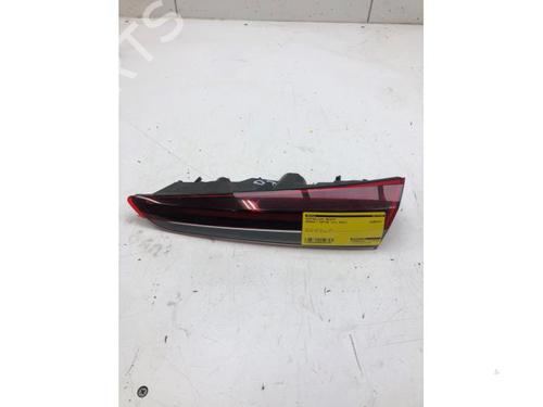 Used Right taillight Right taillight RENAULT CAPTUR II (HF_) TCe 140 (HFN0) (140 hp) 39913256 39913256