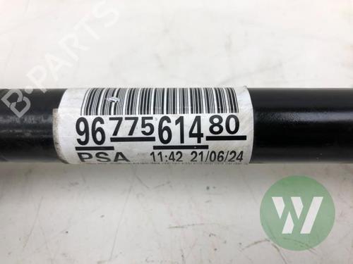 Used Left front driveshaft Left front driveshaft OPEL CROSSLAND X / CROSSLAND (P17, P2QO) 1.2 (75) (131 hp) 33718213 33718213