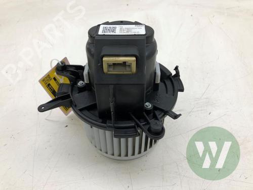 Used Heater blower motor Heater blower motor OPEL VIVARO C Van (K0) VIVARO-E (136 hp) 39914639 39914639