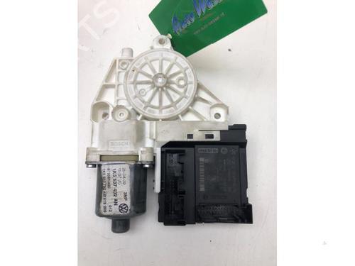Used Electronic module VW GOLF V Variant (1K5) 1.9 TDI (105 hp) 20334139