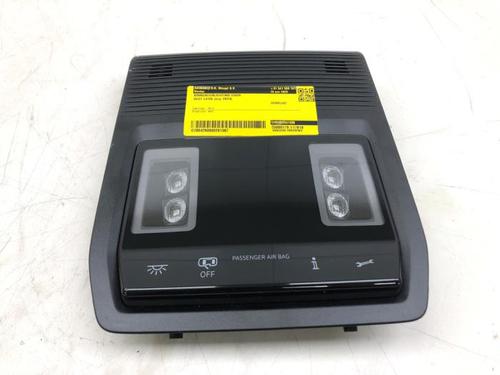 Luz interior SEAT LEON Sportstourer (KL8, KLD) 1.5 eTSI (150 hp) 30586916