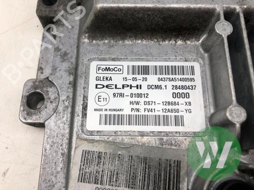 Engine control unit (ECU) FORD KUGA II (DM2) 2.0 TDCi 4x4 | BP31865107M57