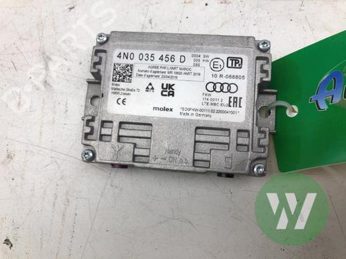 Used Electronic module Electronic module SKODA OCTAVIA III Combi (5E5, 5E6) 2.0 TDI (150 hp) 33809142 33809142