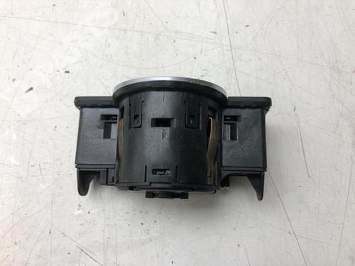 Headlight switch MERCEDES-BENZ E-CLASS T-Model (S212) E 200 CDI / BlueTEC (212.205, 212.206) | BP11488528I24 