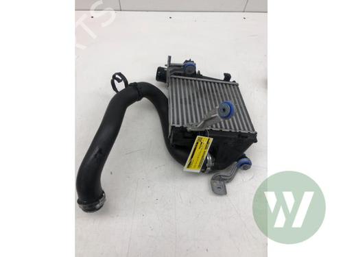 Used Intercooler Intercooler OPEL ASTRA L Sports Tourer (OV5) 1.2 (FRHNSL, FRHNSR) (131 hp) 40013092 40013092