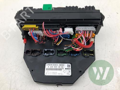 Used Fuse box Fuse box 39567468 39567468