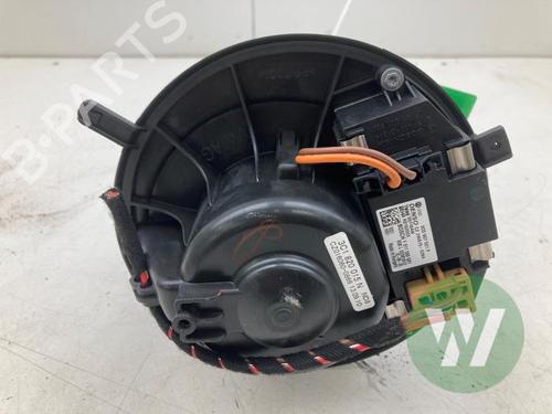 Heater blower motor VW GOLF VI (5K1) 1.2 TSI | BP32374167M62