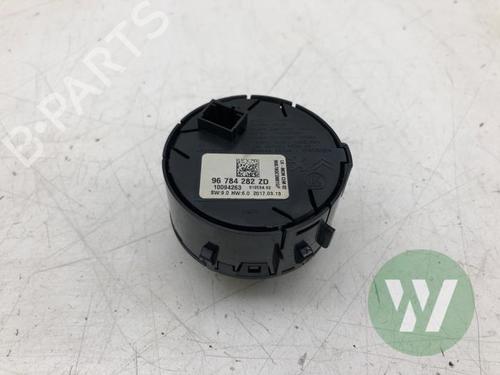 Switch VAUXHALL GRANDLAND X / GRANDLAND (A18) 1.6 Turbo D (75) | BP34221784I30 - Image 2
