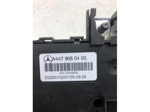 Fuse box MERCEDES-BENZ EQV (W447) EQV 300 (447.813, 447.815) | BP15941309E1 