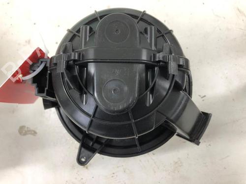 Used Heater blower motor OPEL CROSSLAND X / CROSSLAND (P17, P2QO) 1.2 (75) (110 hp) 29146497