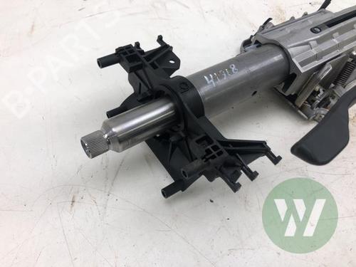 Steering column BMW 1 (F40) 118 i | BP39632807M21 - Image 3