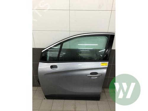 Used Left front door OPEL CROSSLAND X / CROSSLAND (P17, P2QO) 1.2 (75) (131 hp) 33033114