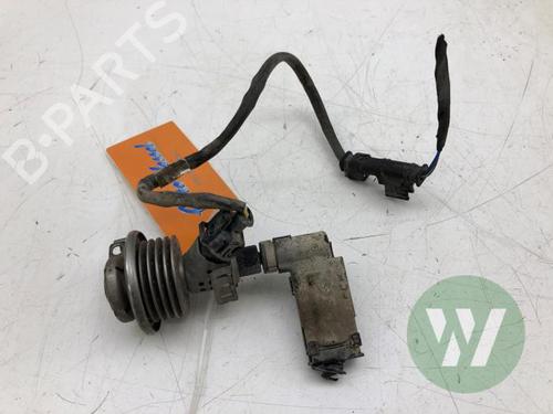 Used Injector MERCEDES-BENZ VITO Van (W447) 114 CDI (447.601, 447.603, 447.605) (136 hp) 33110149