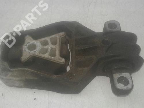 Used Support MERCEDES-BENZ CLA Coupe (C117) CLA 180 (117.342) (122 hp) 9098790