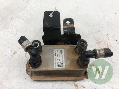Oil radiator JAGUAR F-PACE (X761) 2.0 Ti4 AWD | BP32133881M33 - Image 3