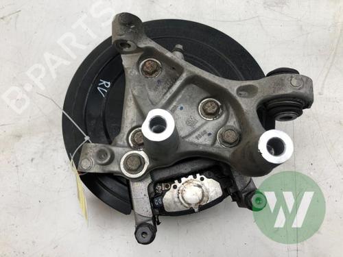 Used Right rear steering knuckle Right rear steering knuckle OPEL INSIGNIA B Sports Tourer (Z18) 1.5 CDTi (35) (122 hp) 34645362 34645362