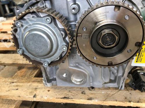 Cylinder head AUDI A3 Sportback (8VA, 8VF) 35 TFSI | BP30126416M5