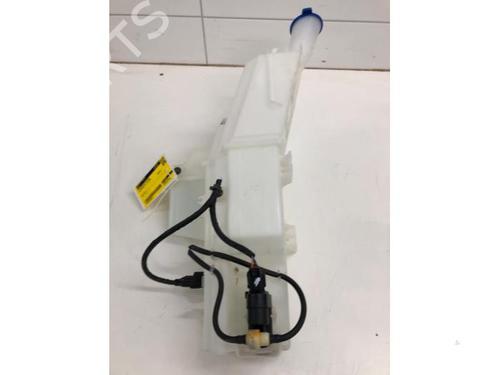 Used Windscreen washer tank KIA SPORTAGE IV (QL, QLE) 1.6 CRDi (136 hp) 29987326