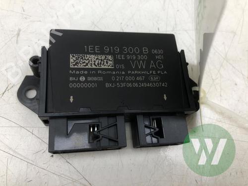 Used Electronic module Electronic module VW ID. Buzz Bus (EBB, EBJ) Electric (EBB, EBJ) (286 hp) 39916170 39916170